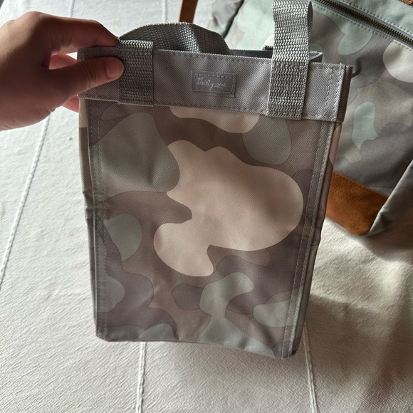 Thirty-one purse & mini tote set - Picture 6 of 9